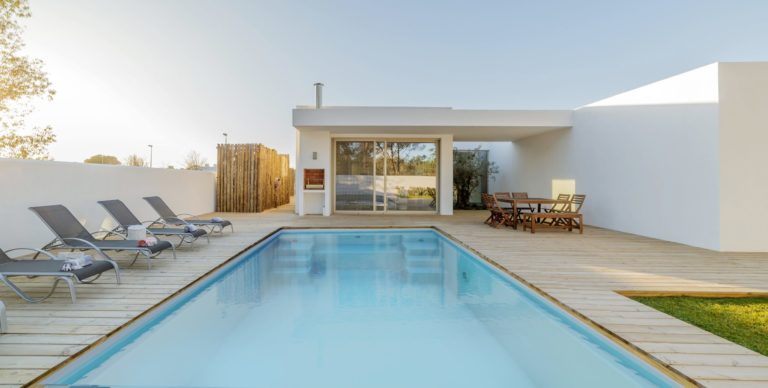 1060455227 2 ok L scaled e1659513251932