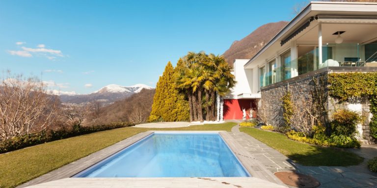 181229966 Aurora jobbos 3 ok L scaled e1659525091735